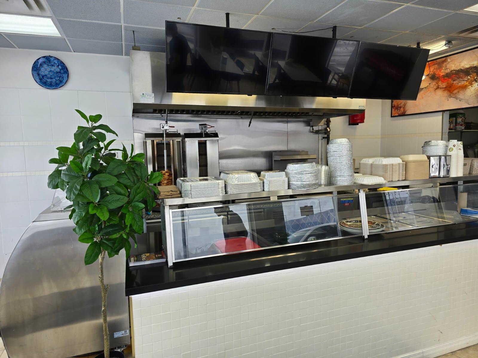 15440 BAYVIEW AVE, AURORA, 0 , 0 ,0,Restaurant,For Sale,BAYVIEW AVE,0,1199