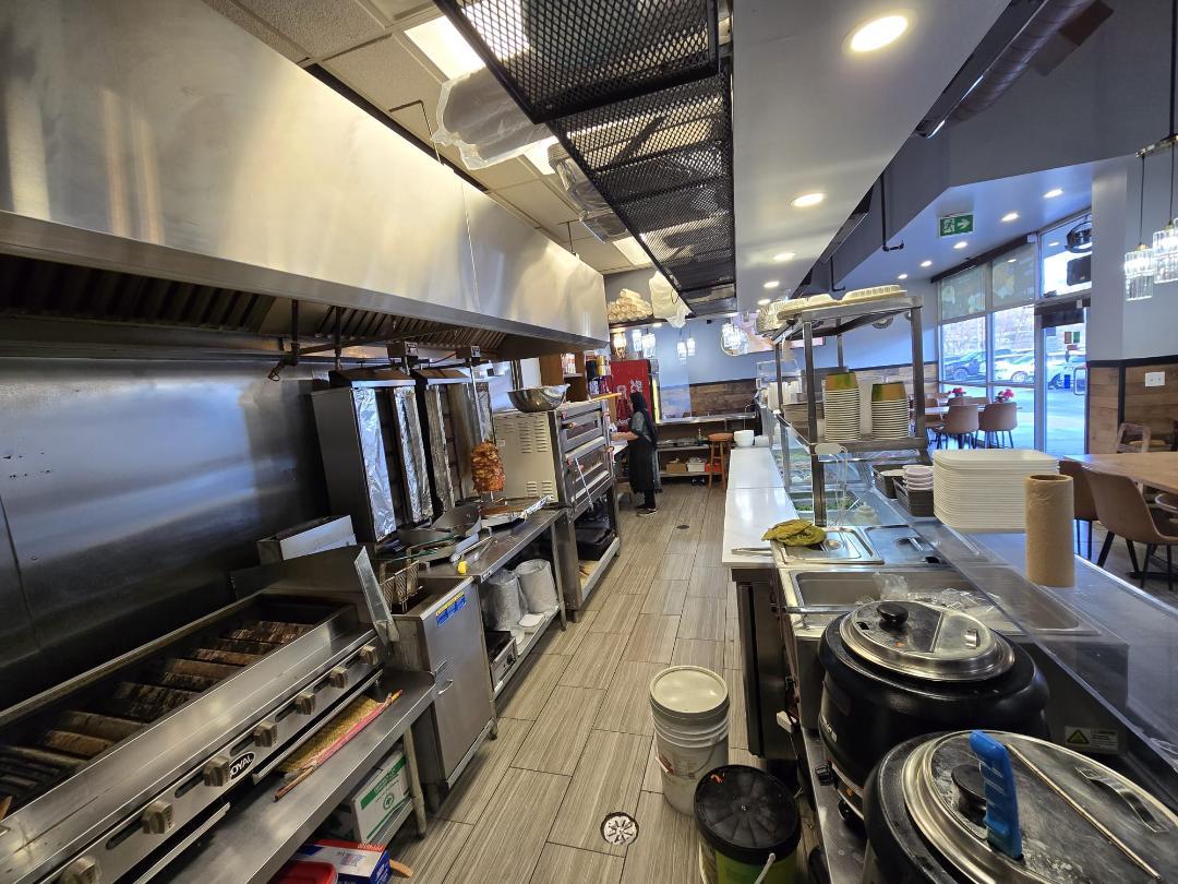 200 JOHN ST, OSHAWA, 0 , 0 ,0,Restaurant,For Sale,JOHN ST,0,1200