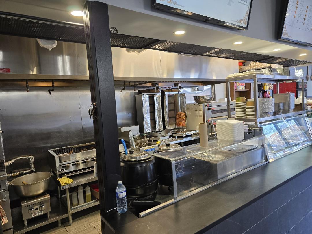 200 JOHN ST, OSHAWA, 0 , 0 ,0,Restaurant,For Sale,JOHN ST,0,1200