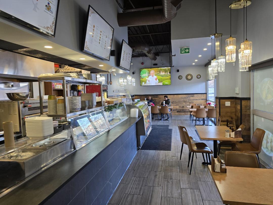 200 JOHN ST, OSHAWA, 0 , 0 ,0,Restaurant,For Sale,JOHN ST,0,1200