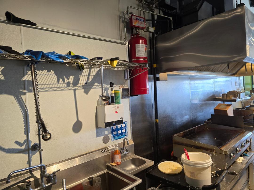 170 KINGSTON RD E UNIT B3, AJAX, 0 , 0 ,0,Restaurant,For Sale,KINGSTON RD E UNIT B3,0,1201