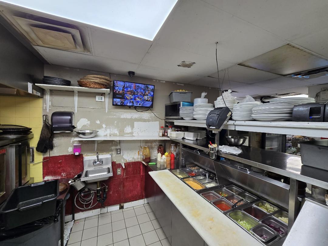 Nash Rd 1656, COURTICE, 0 , 0 ,0,Restaurant,For Sale,1656,0,1203