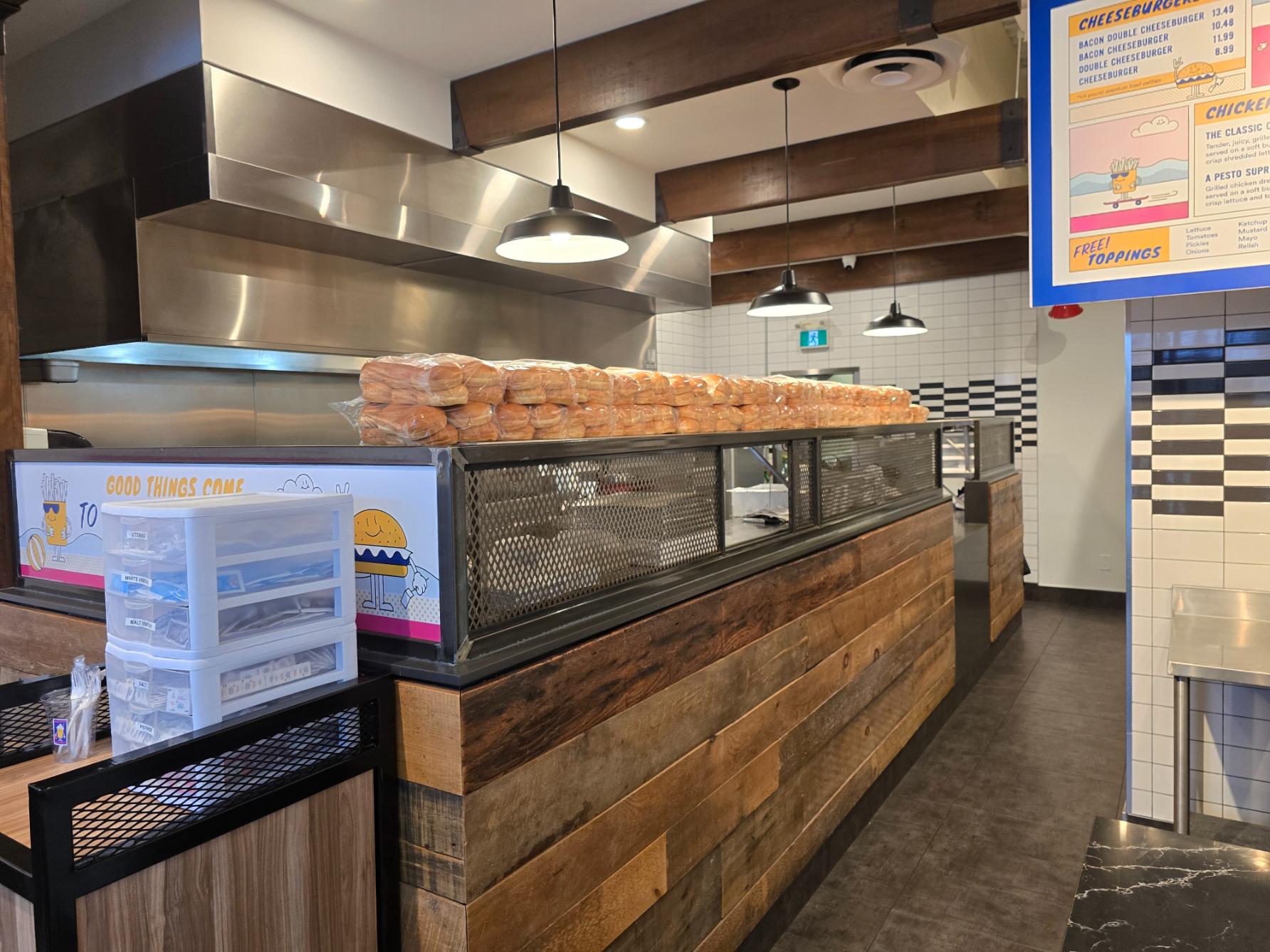 20815 DALTON RD, SUTTON, 0 , 0 ,0,Restaurant,For Sale,DALTON RD,0,1205