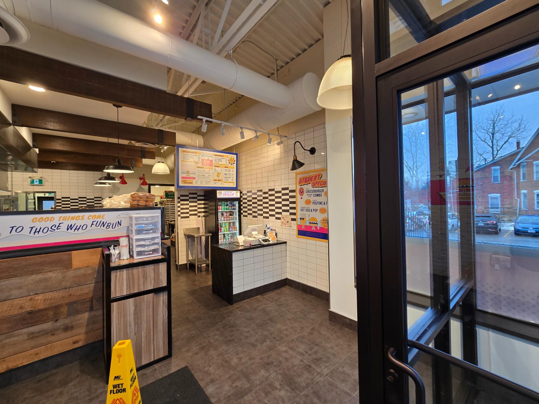 20815 DALTON RD, SUTTON, 0 , 0 ,0,Restaurant,For Sale,DALTON RD,0,1205