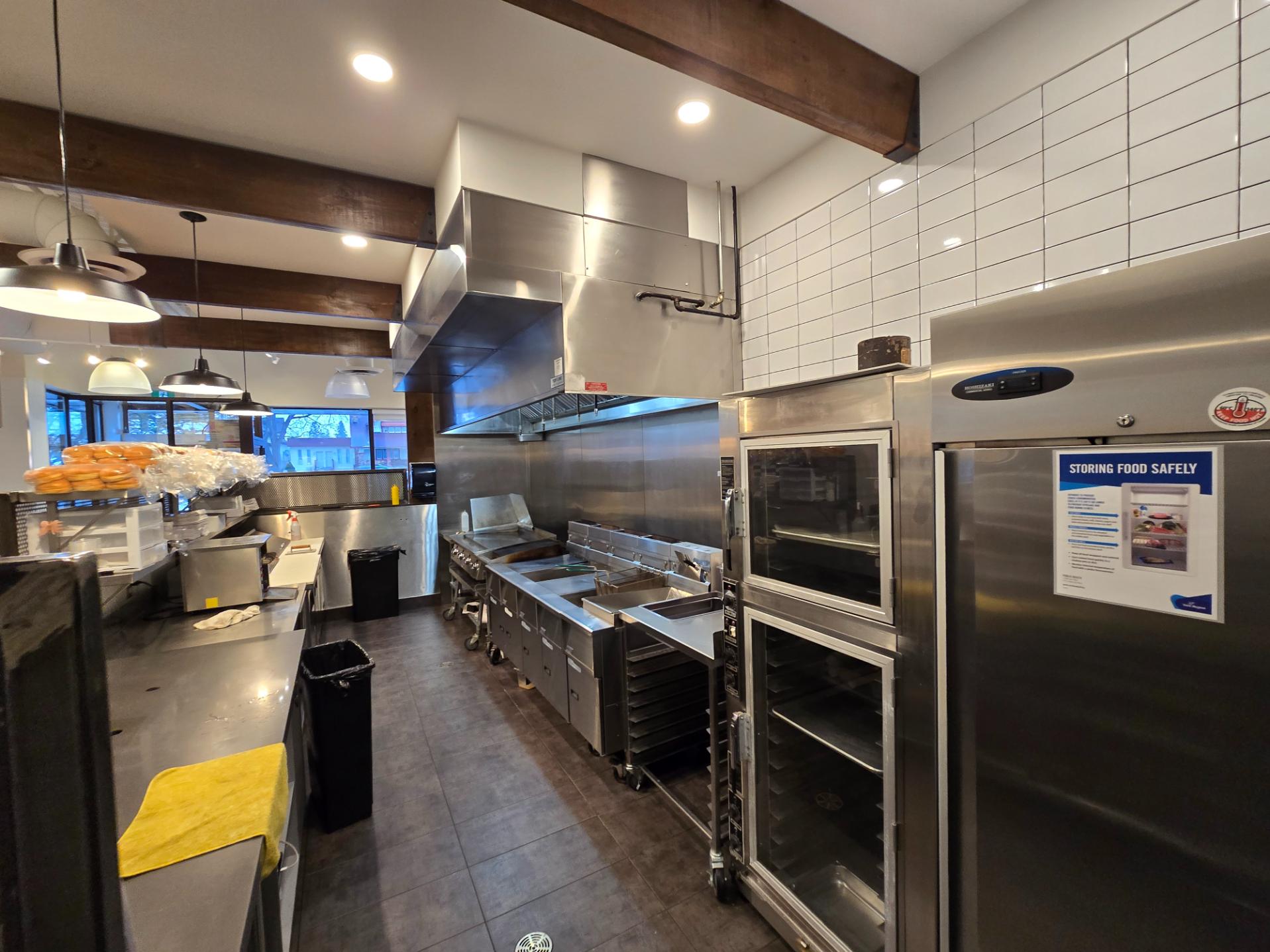 20815 DALTON RD, SUTTON, 0 , 0 ,0,Restaurant,For Sale,DALTON RD,0,1205