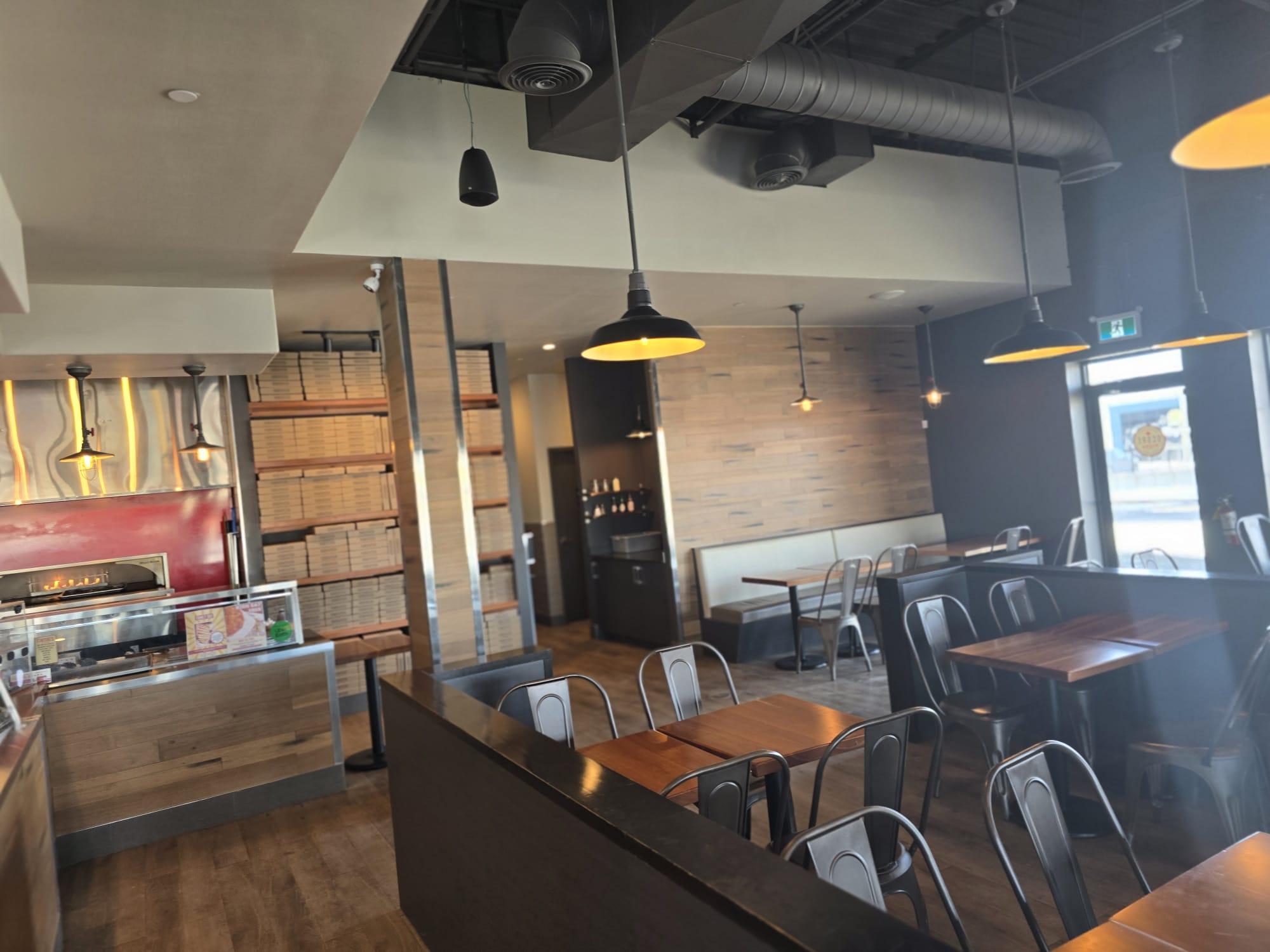 395 PETERBOROUGH, PETERBOROUGH, 0 , 0 ,0,Restaurant,For Sale,PETERBOROUGH,0,1211