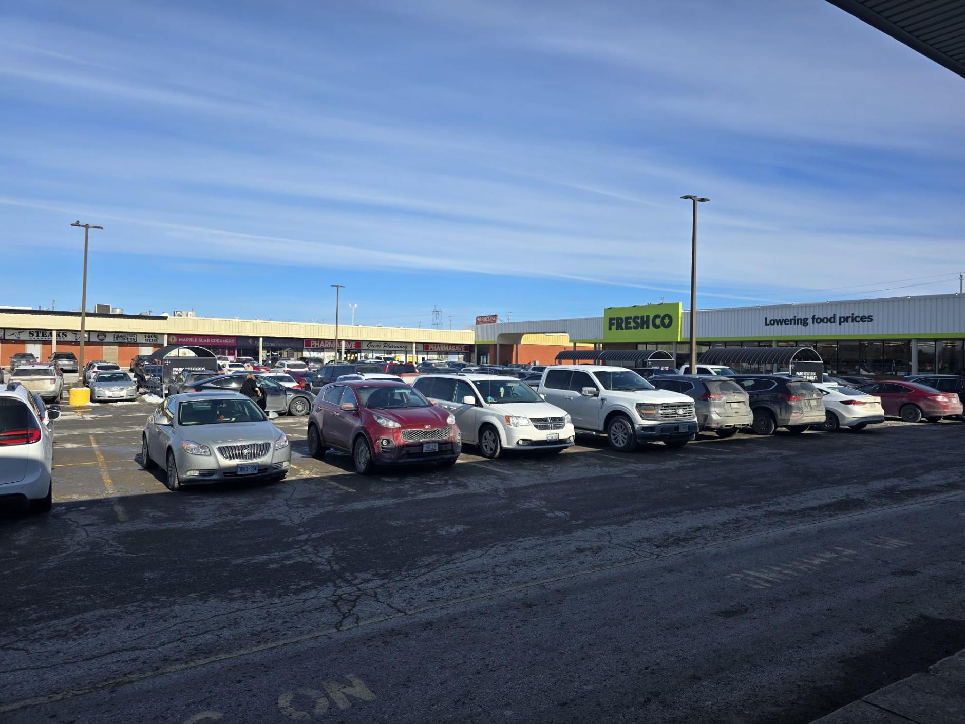 395 PETERBOROUGH, PETERBOROUGH, 0 , 0 ,0,Restaurant,For Sale,PETERBOROUGH,0,1211