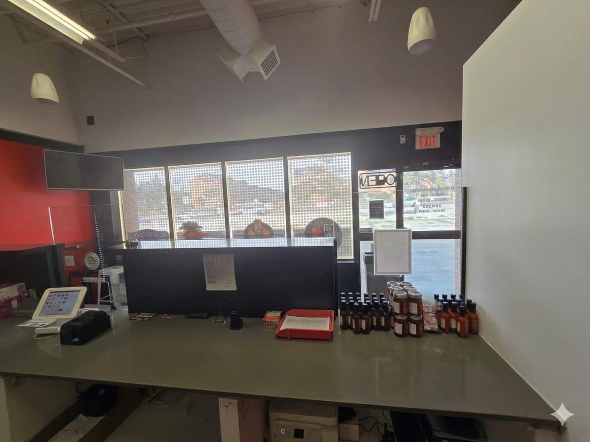 607 Kingston Rd, PICKERING, 0 , 0 ,0,Restaurant,For Sale,Kingston Rd,0,1212