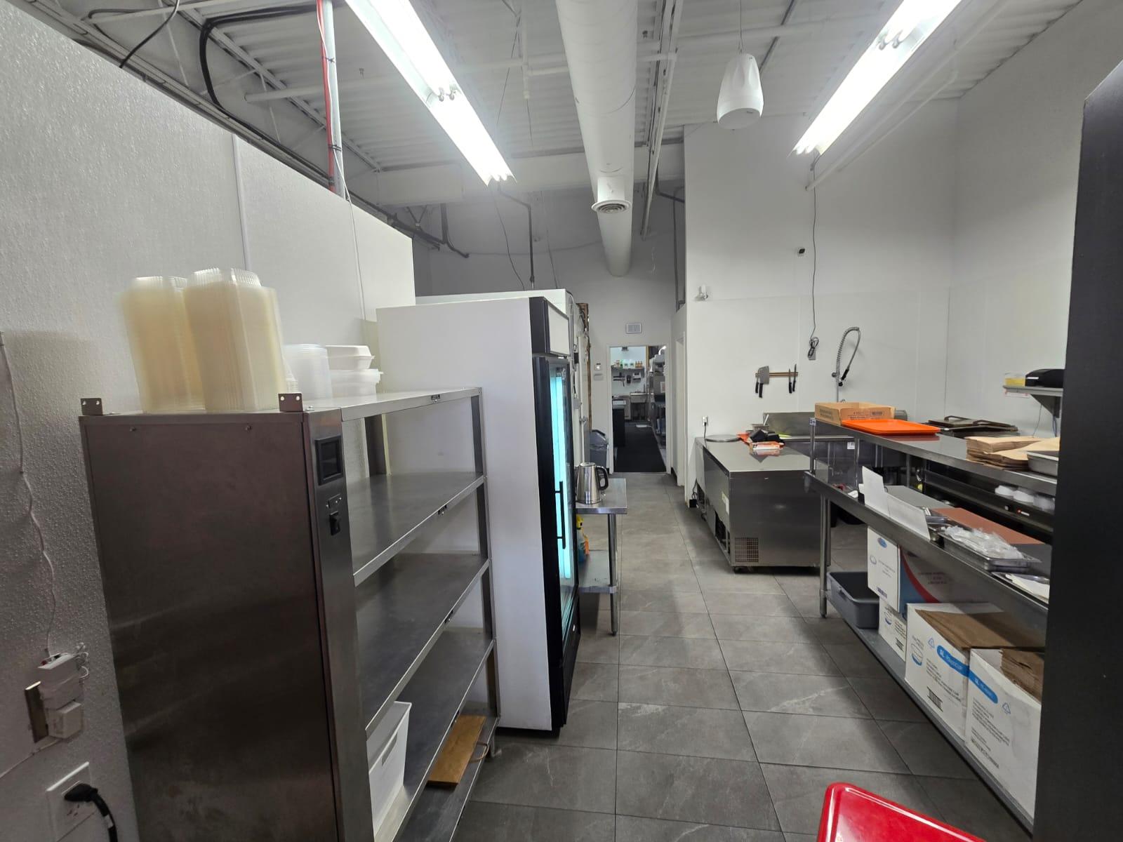 607 Kingston Rd, PICKERING, 0 , 0 ,0,Restaurant,For Sale,Kingston Rd,0,1212