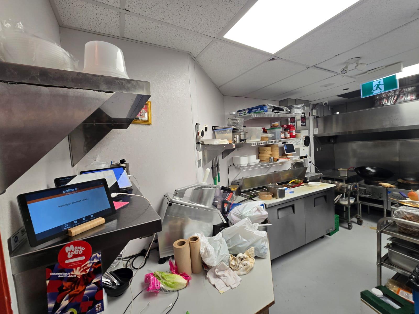 15 MERCHANTS' WHARF, Toronto, 0 , 0 ,0,Restaurant,For Sale,MERCHANTS' WHARF,0,1213