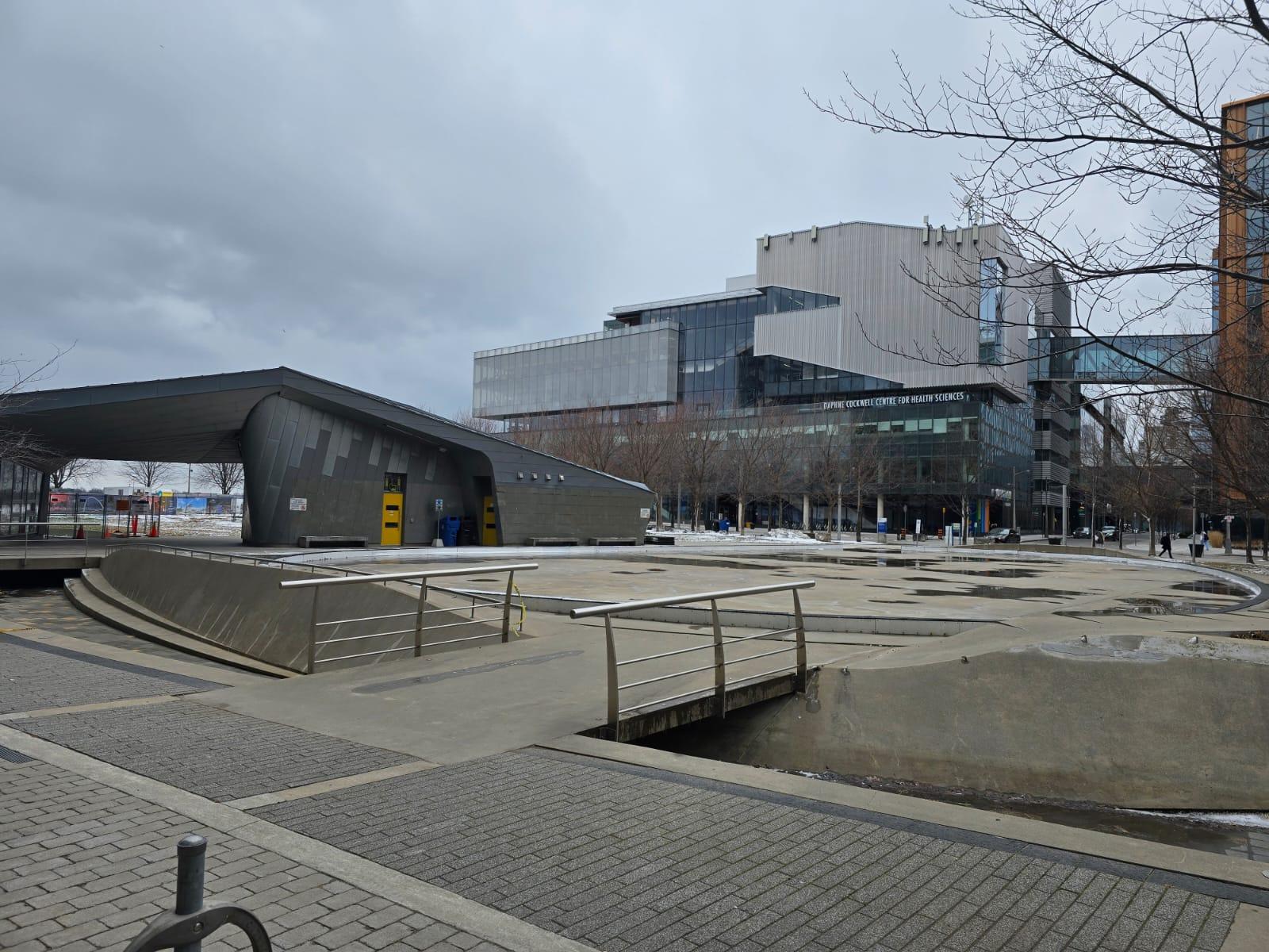 15 MERCHANTS' WHARF, Toronto, 0 , 0 ,0,Restaurant,For Sale,MERCHANTS' WHARF,0,1213