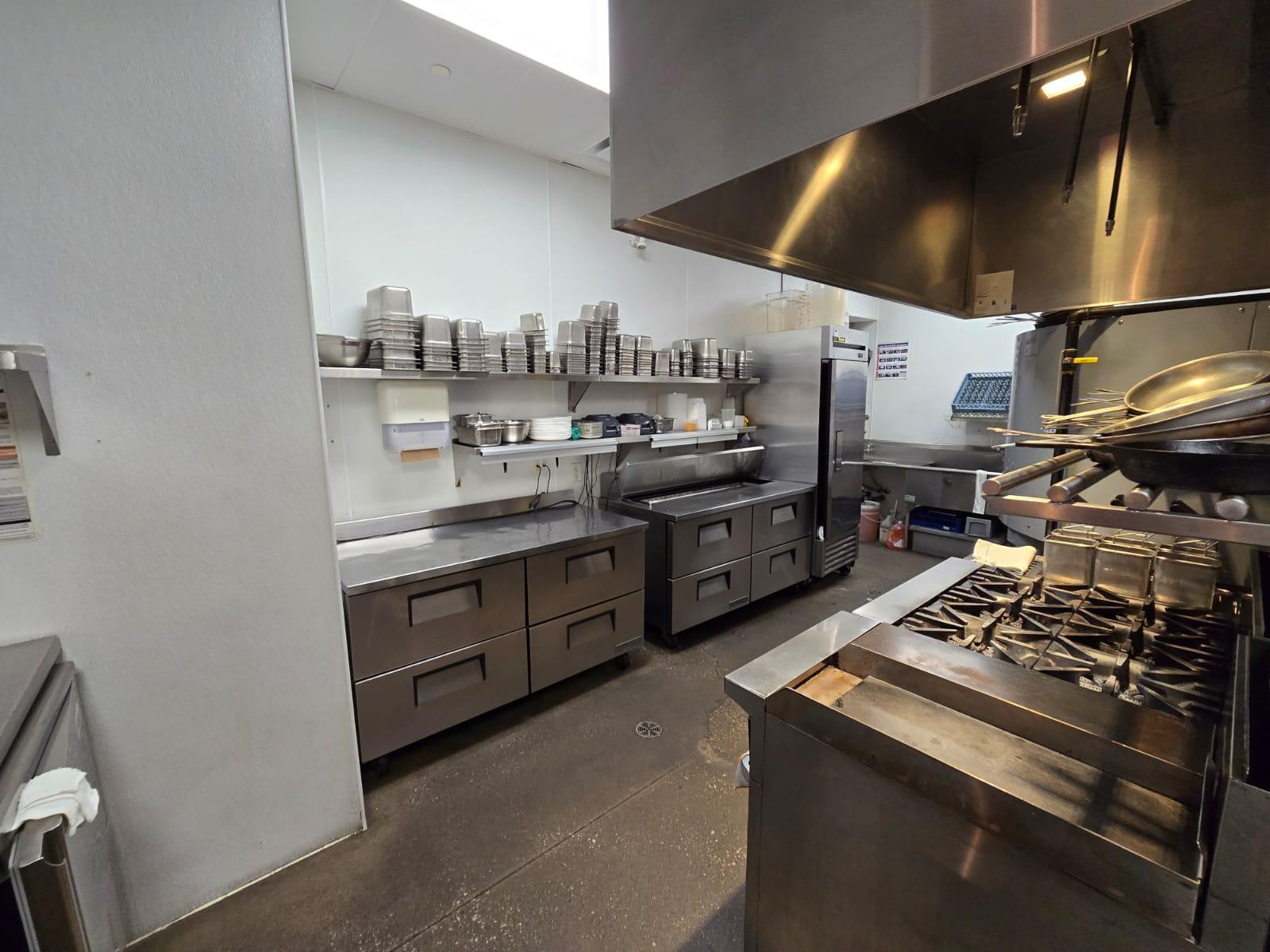 233 EARL STEWART DR, AURORA, 0 , 0 ,0,Restaurant,For Sale,EARL STEWART DR,0,1220