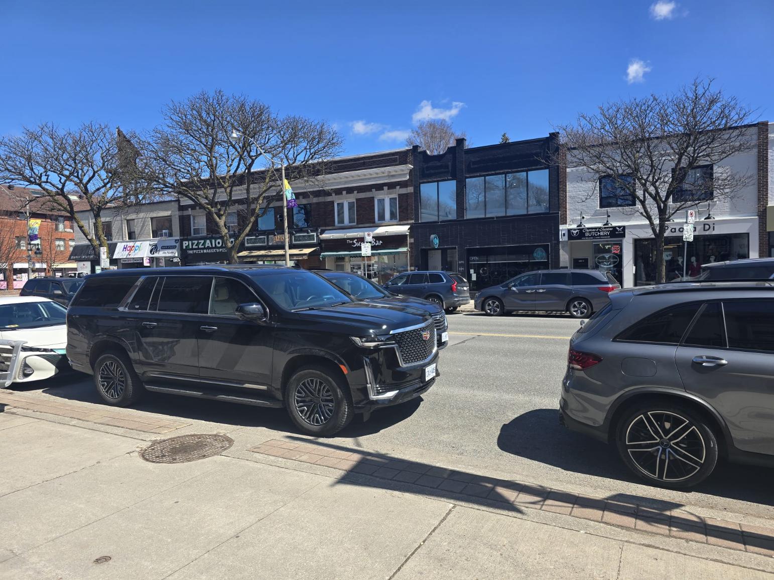3334 YONGE ST, TORONTO, 0 , 0 ,0,Restaurant,For Sale,YONGE ST,0,1223