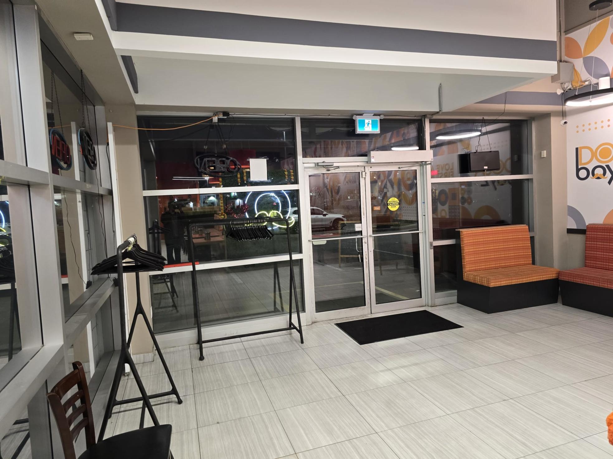 35 William Kitchen Rd, TORONTO, 0 , 0 ,0,Restaurant,For Sale,William Kitchen Rd,0,1224