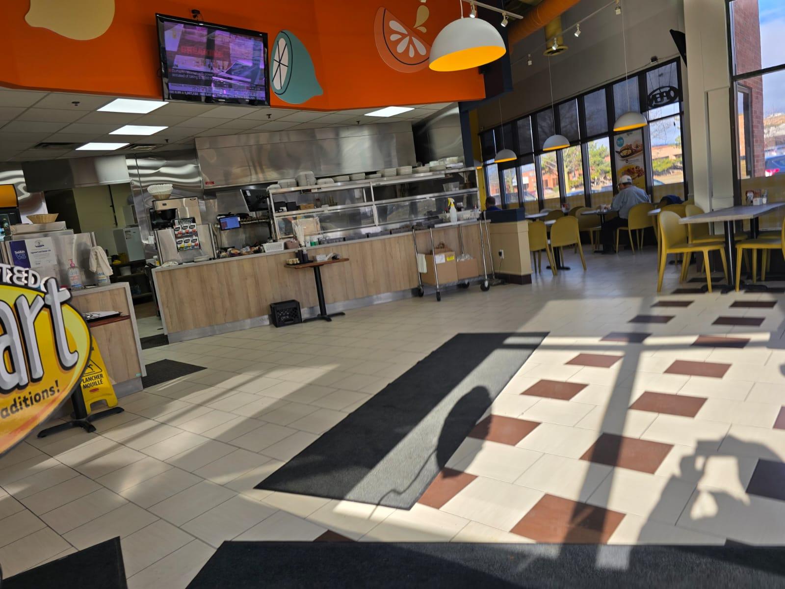 155 EAST BEAVER CREEK RD, Richmondhill, 0 , 0 ,0,Restaurant,For Sale,EAST BEAVER CREEK RD,0,1225