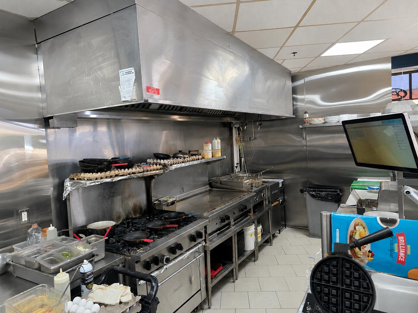155 EAST BEAVER CREEK RD, Richmondhill, 0 , 0 ,0,Restaurant,For Sale,EAST BEAVER CREEK RD,0,1225