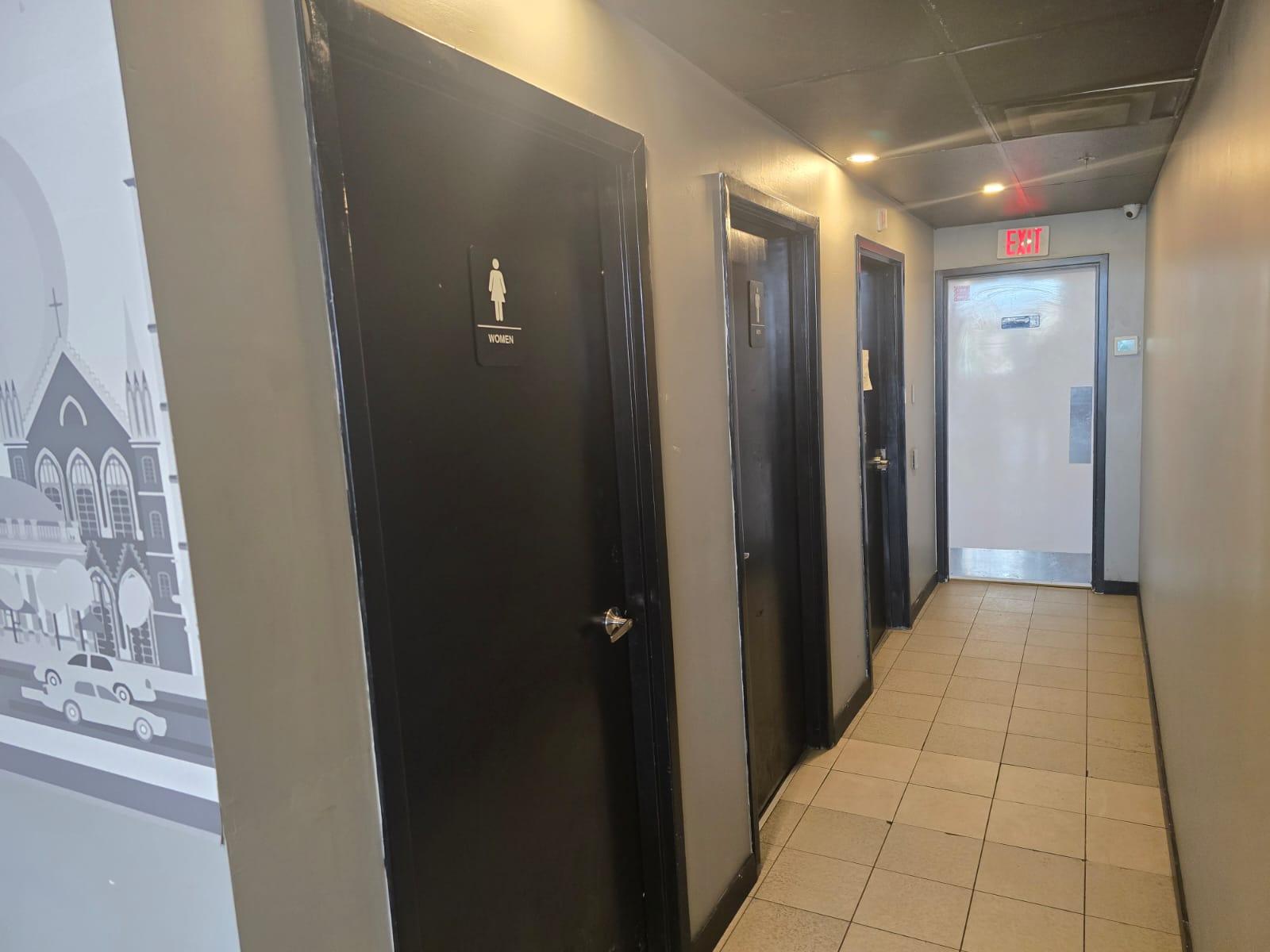 4225 KINGSTON RD, SCARBOROUGH, 0 , 0 ,0,Restaurant,For Sale,KINGSTON RD ,0,1228