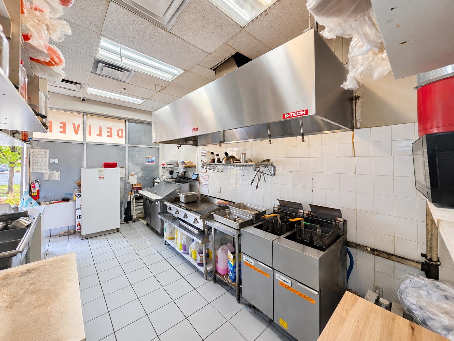 710 Taunton Rd E, 0 , 0 ,0,Restaurant,For Sale,Taunton Rd E,0,1233
